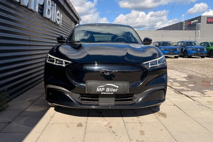 Sort Ford Mustang Mach-E fra 2025