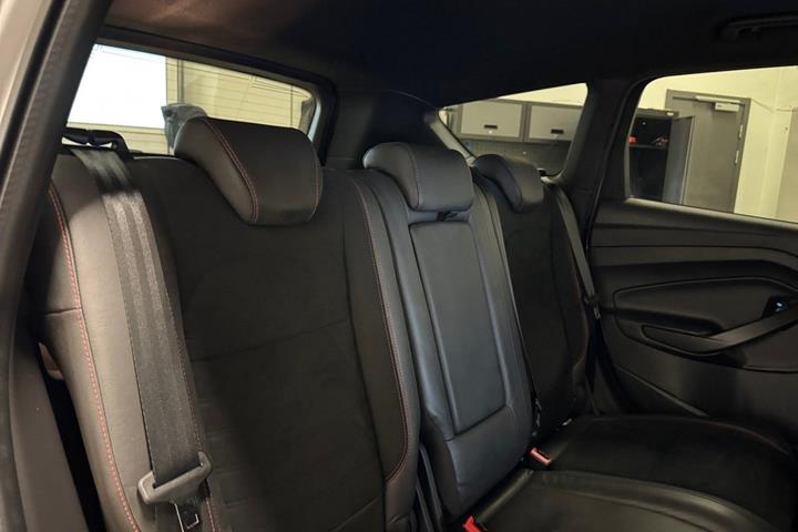 Sølv Ford Kuga fra 2018