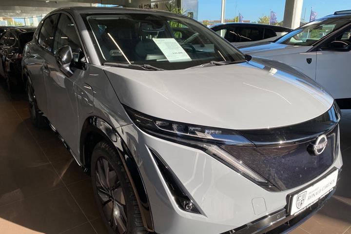 Grå Nissan Ariya fra 2022