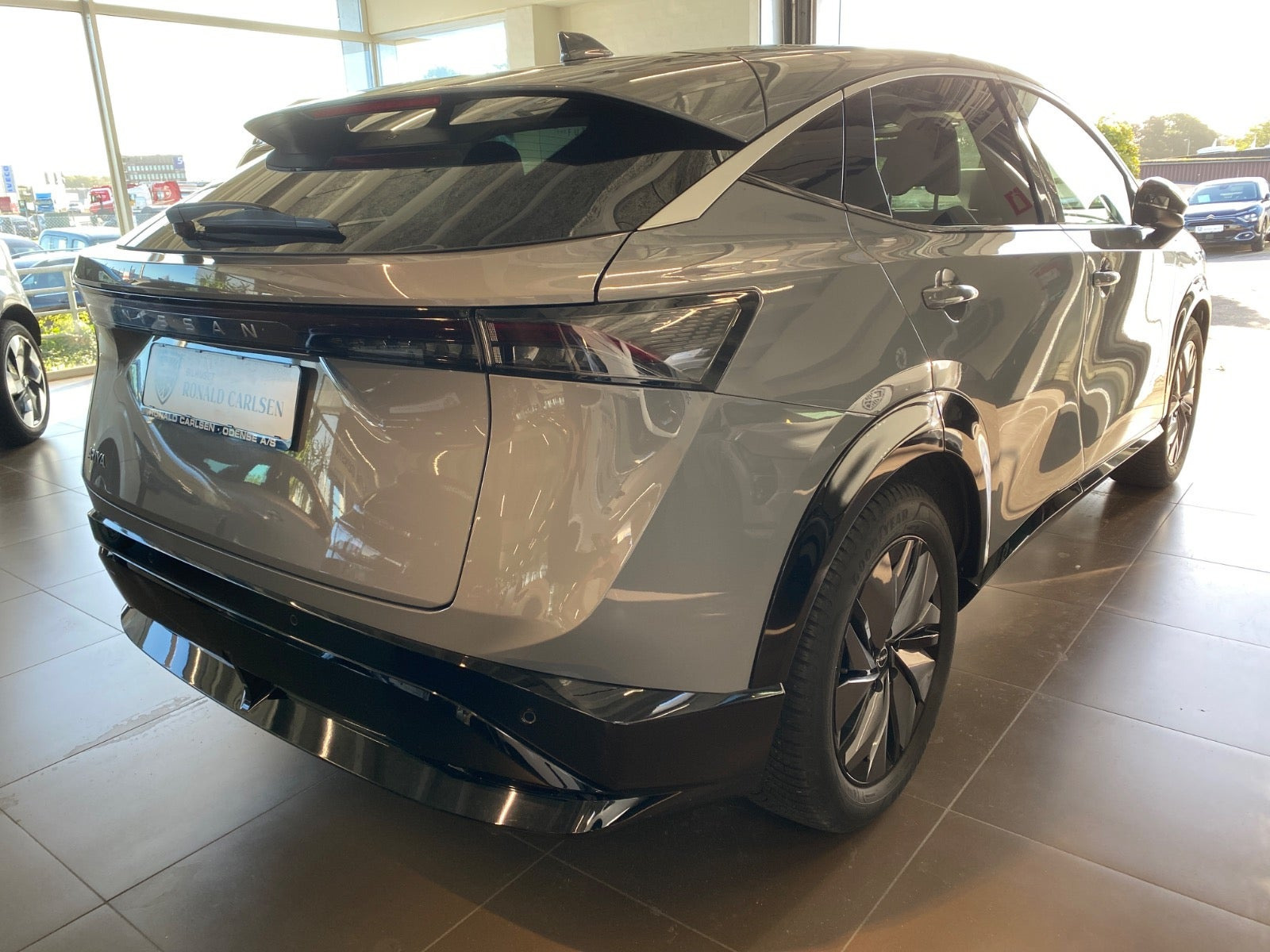 Grå Nissan Ariya fra 2022