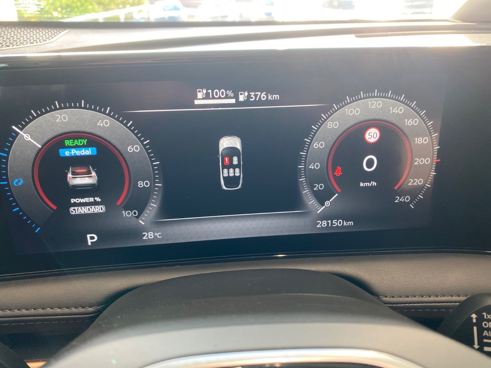 Grå Nissan Ariya fra 2022