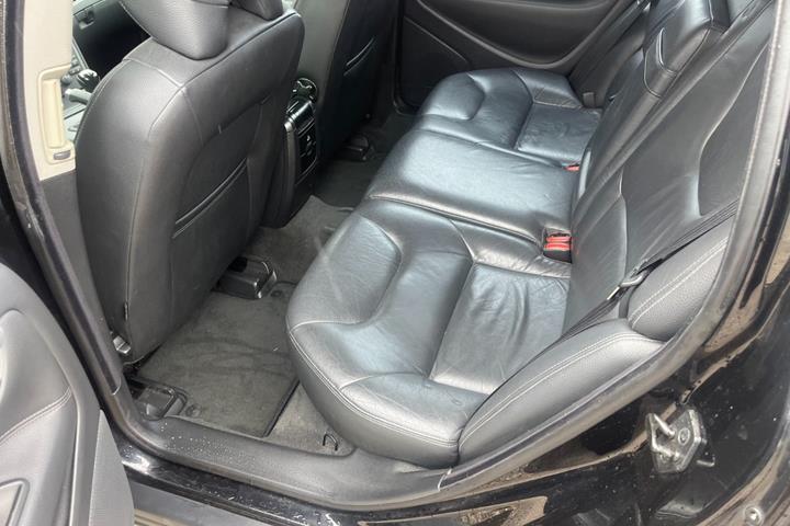 Sort Volvo V70 fra 2007