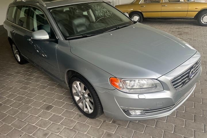 undefined Volvo V70 fra 2014