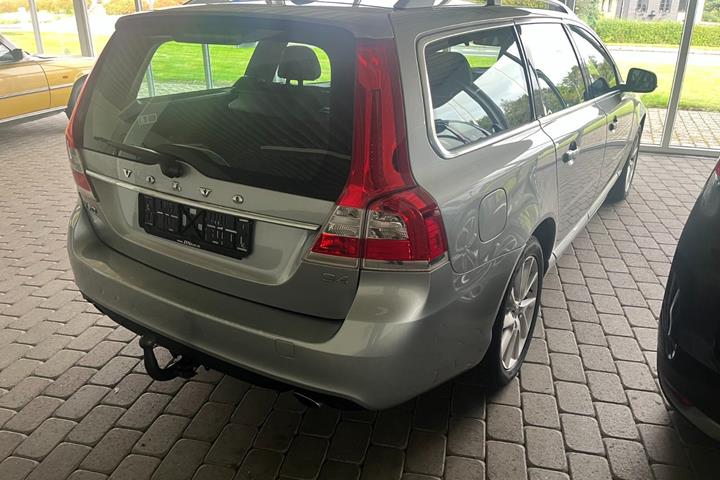 undefined Volvo V70 fra 2014