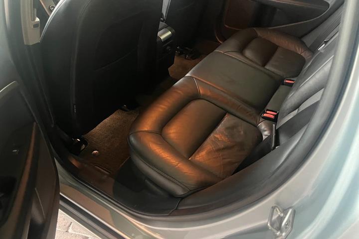 undefined Volvo V70 fra 2014
