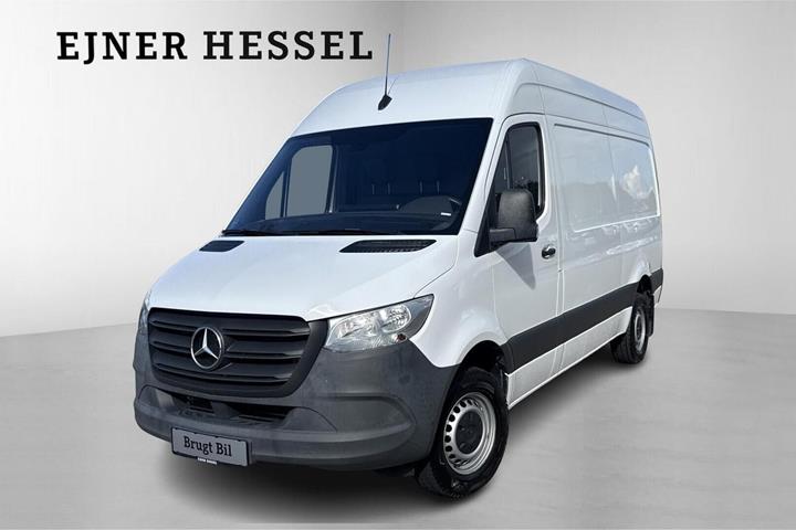 Hvid Mercedes Sprinter 317 fra 2022