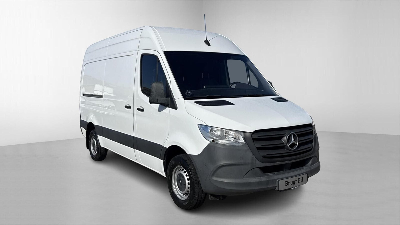 Hvid Mercedes Sprinter 317 fra 2022