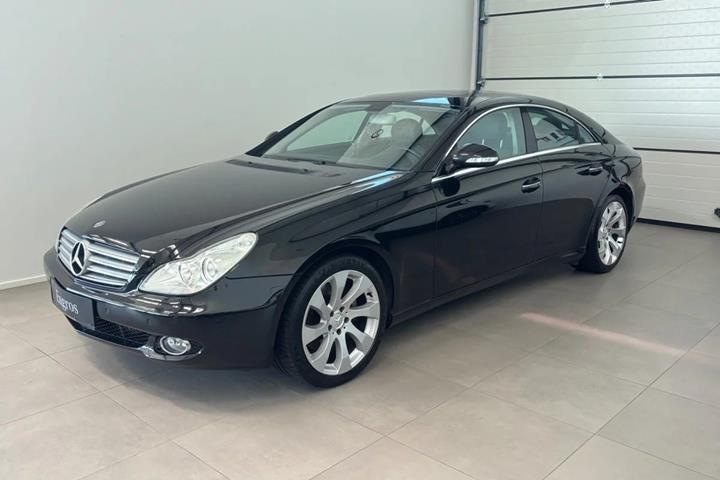 Grå Mercedes CLS500 fra 2007