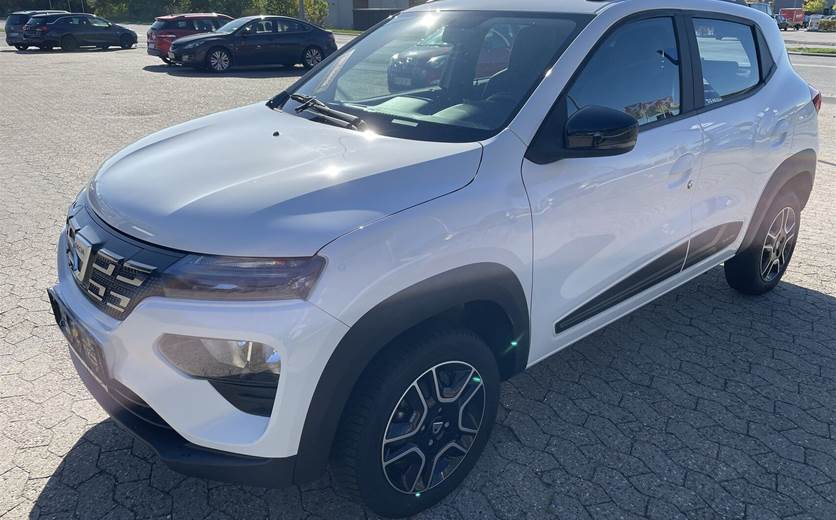 Dacia Spring EL Comfort 44HK 5d Aut.