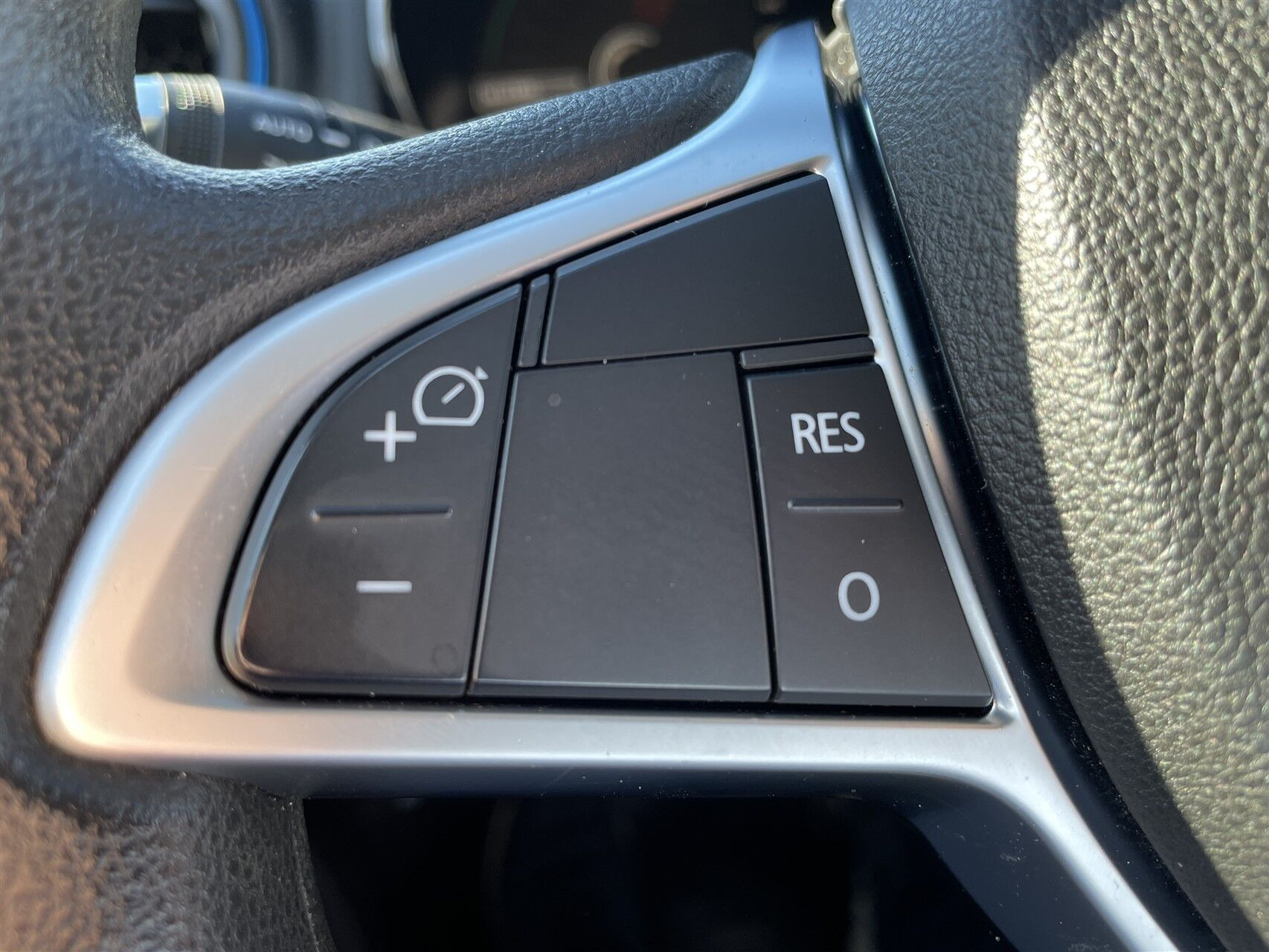 Hvid Dacia Spring fra 2022
