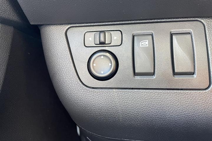 Hvid Dacia Spring fra 2022
