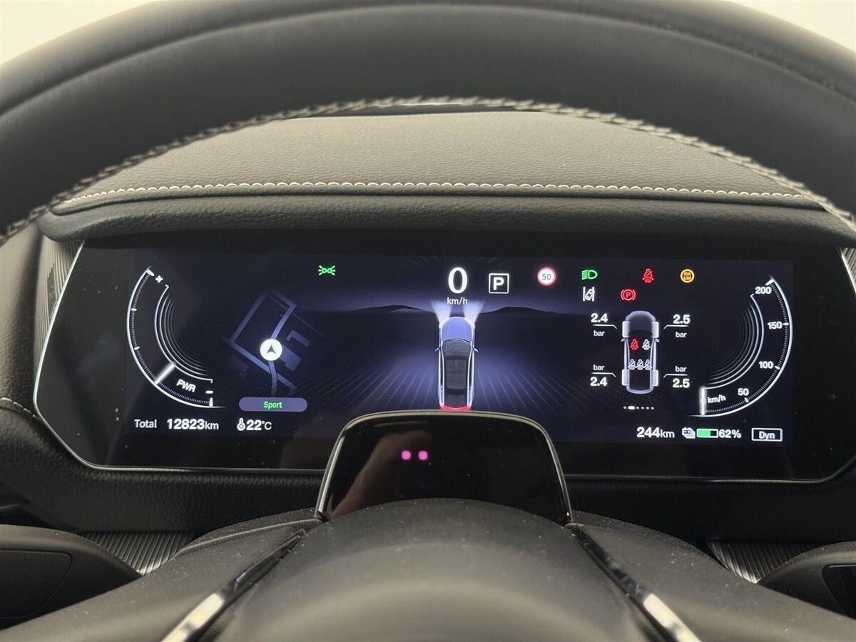 Hvid Mazda 6e fra 2026