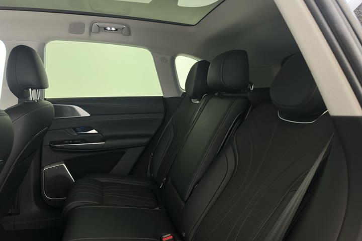 Sort Xpeng G9 fra 2024