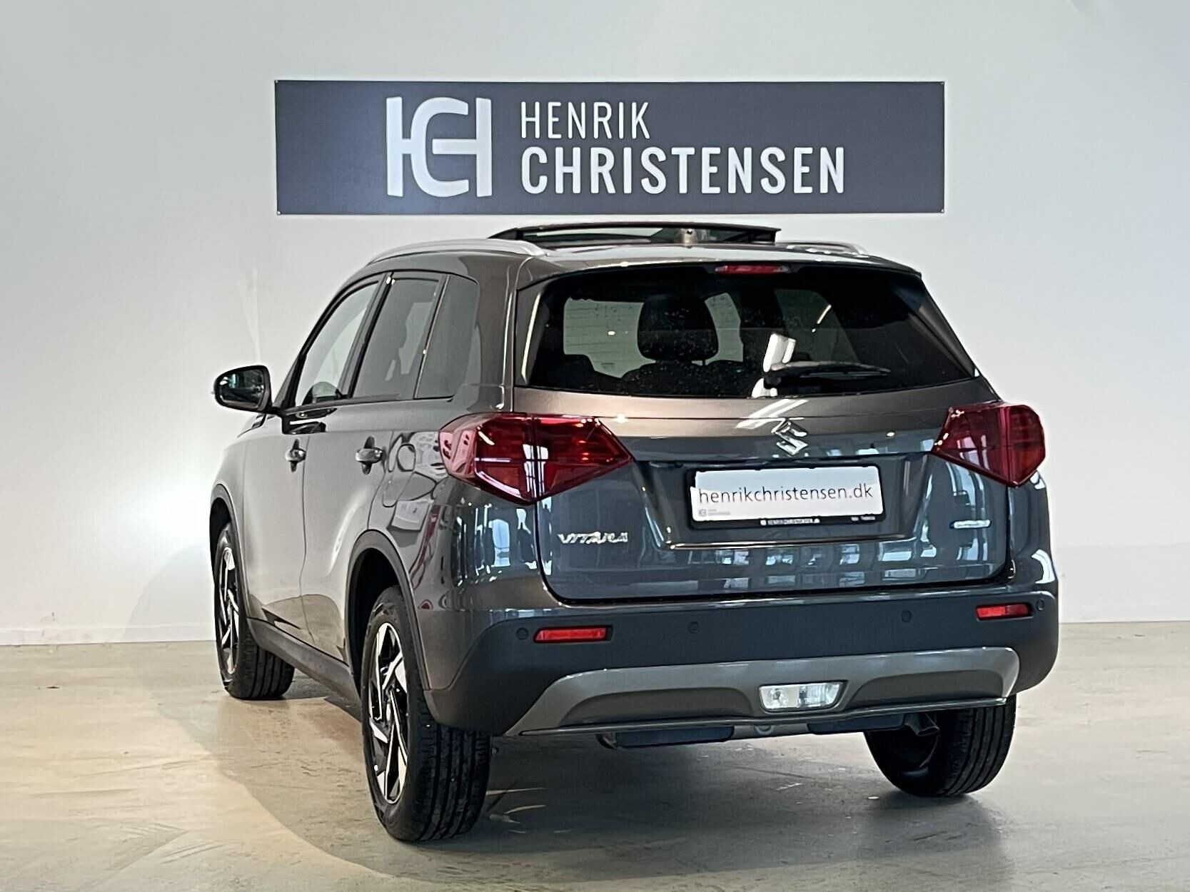Grå Suzuki Vitara fra 2026