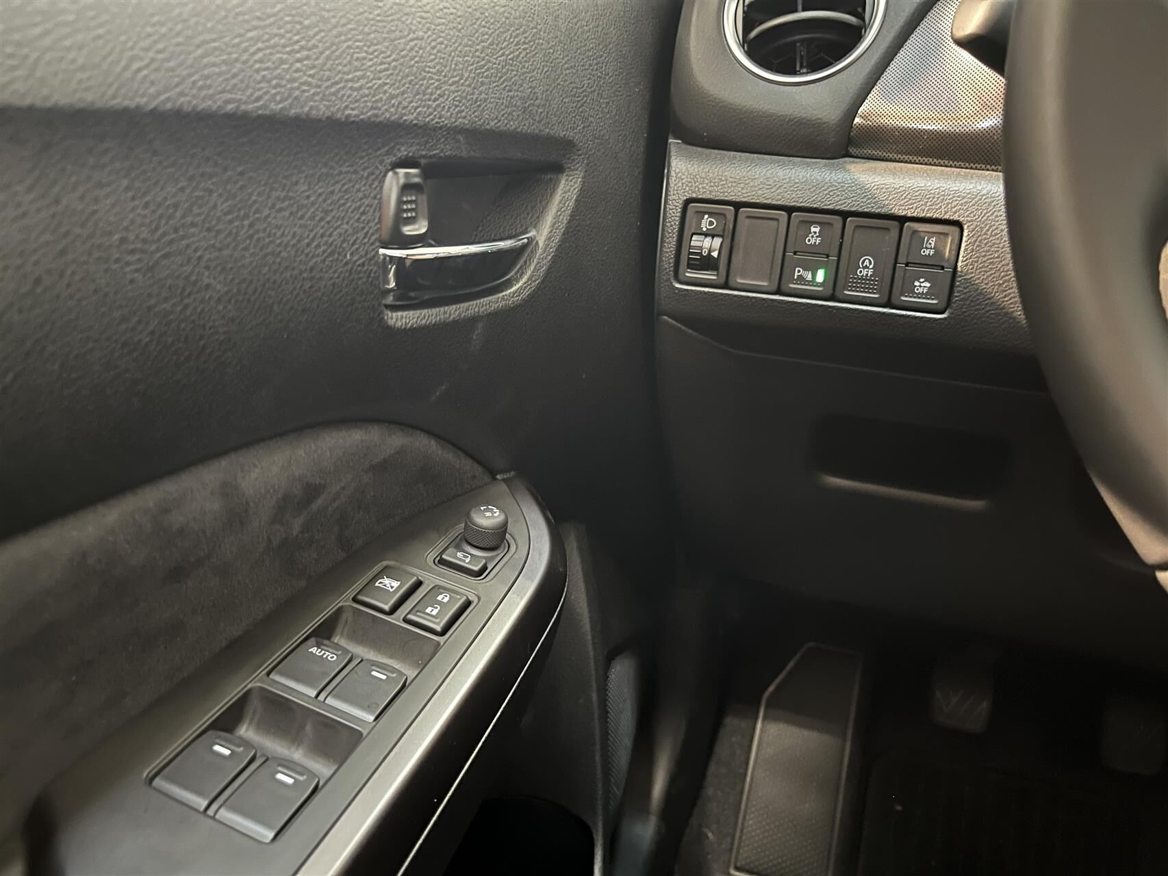 Grå Suzuki Vitara fra 2026