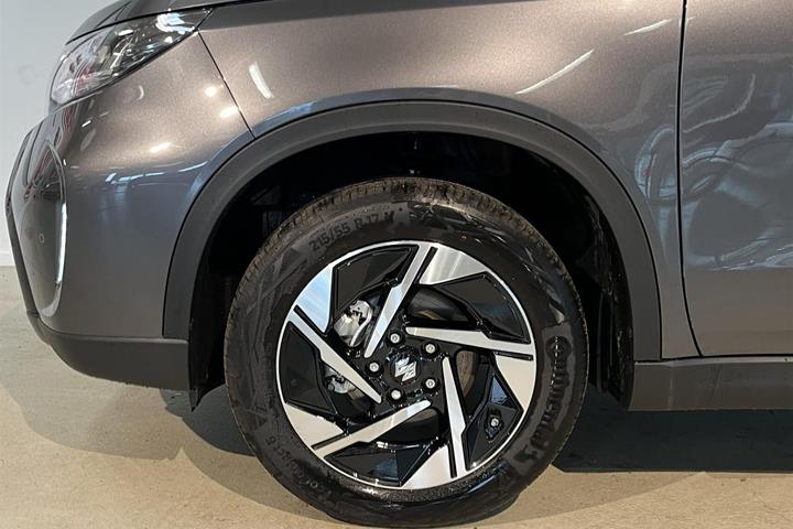 Grå Suzuki Vitara fra 2026