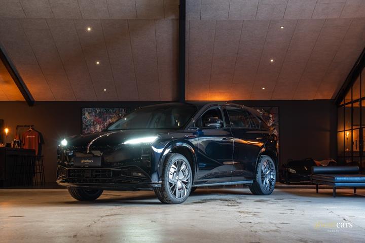 Sort Hongqi EHS7 fra 2025