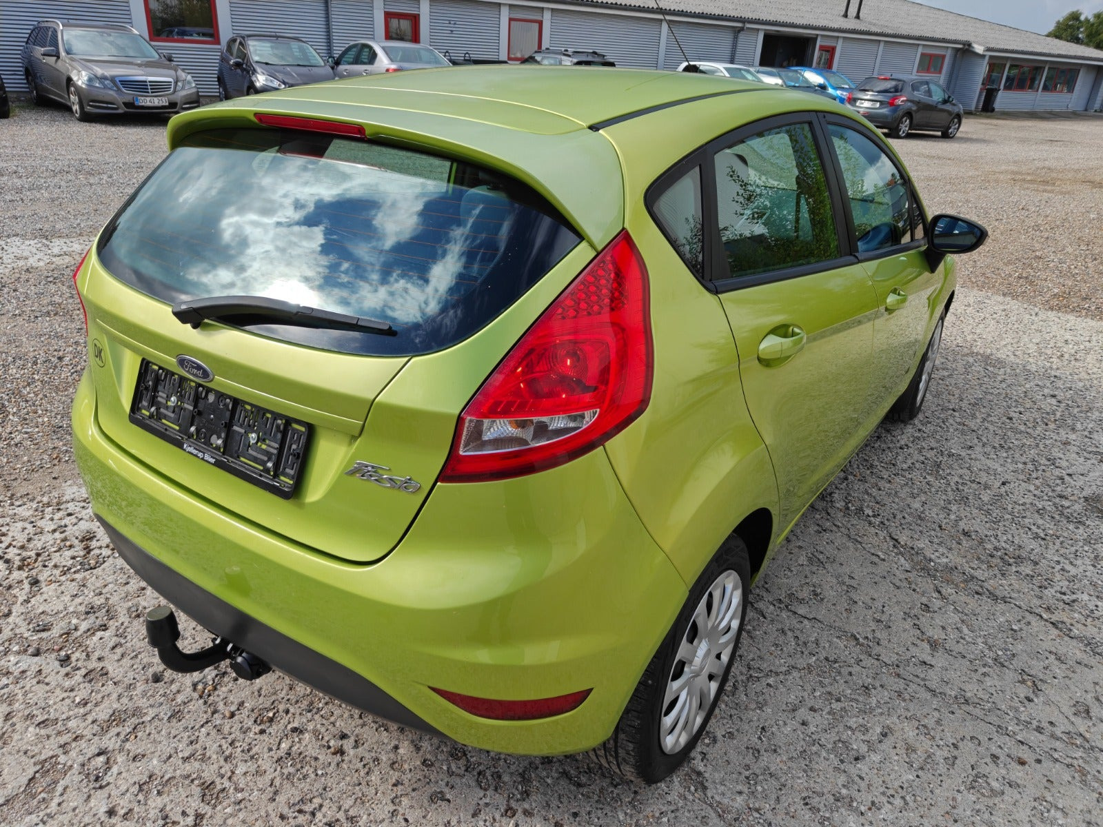 Gul Ford Fiesta fra 2009