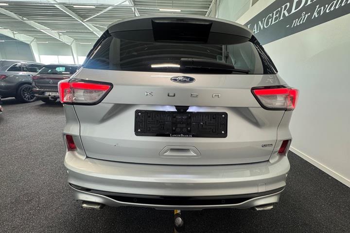Sølv Ford Kuga fra 2020