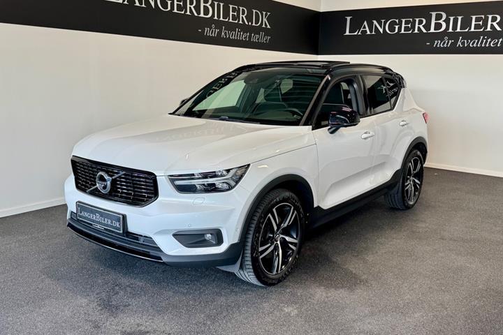 Hvid Volvo XC40 fra 2018 set udefra