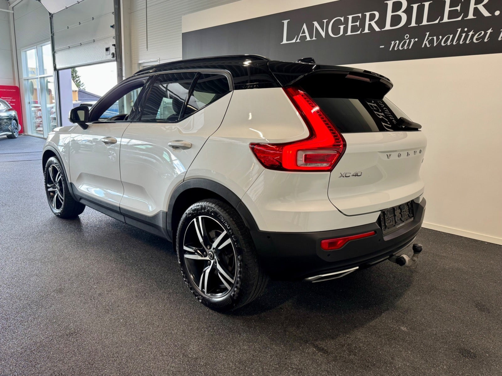 Hvid Volvo XC40 fra 2018