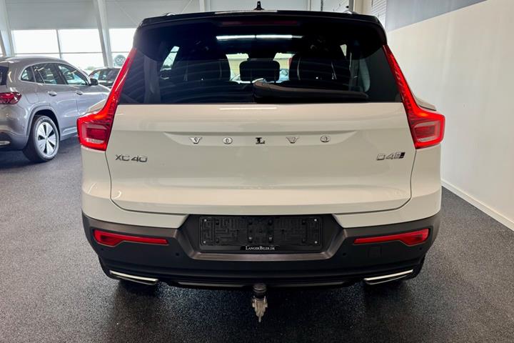 Hvid Volvo XC40 fra 2018