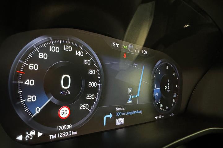Hvid Volvo XC40 fra 2018