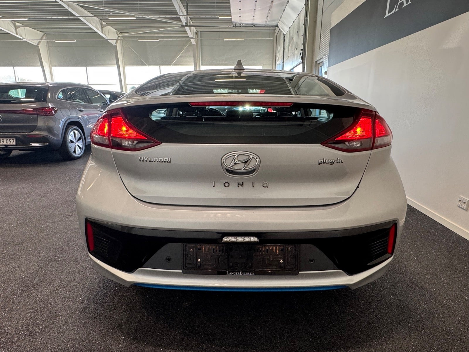 Sølv Hyundai Ioniq fra 2019