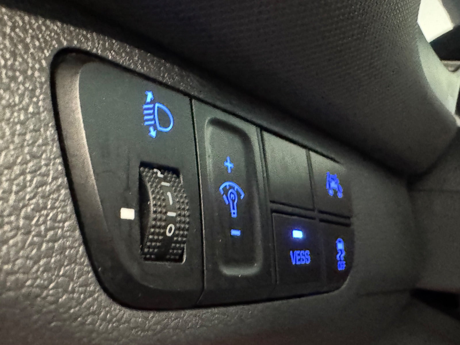 Sølv Hyundai Ioniq fra 2019