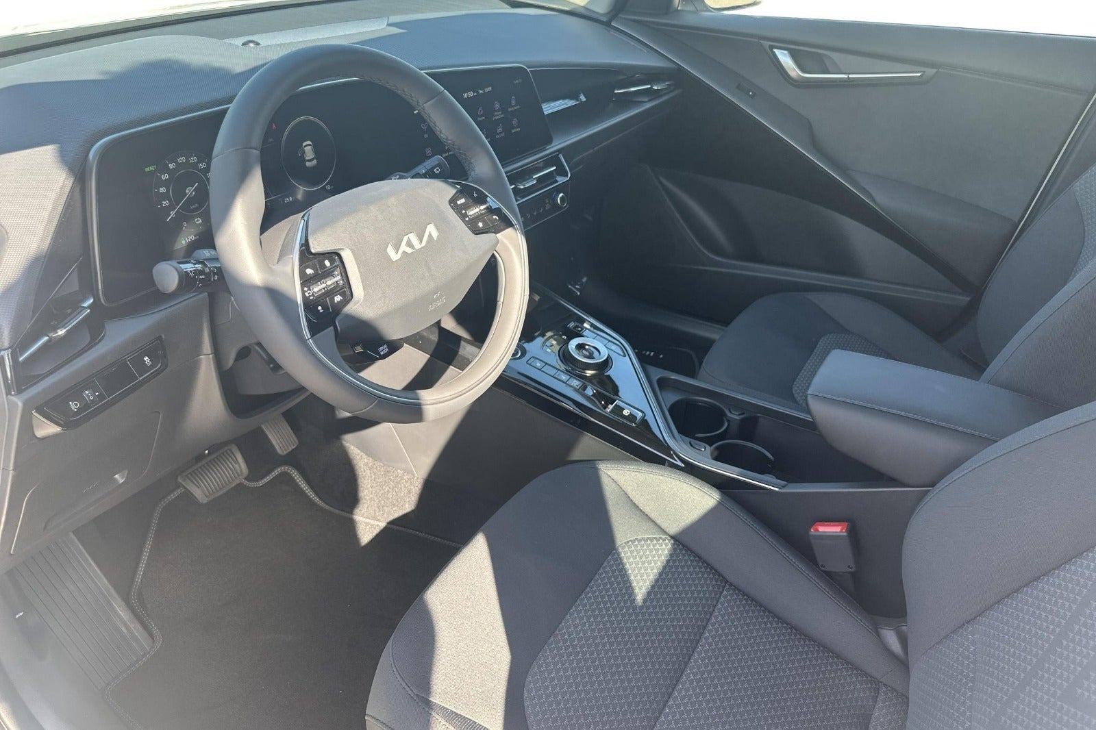 Hvid Kia Niro fra 2026