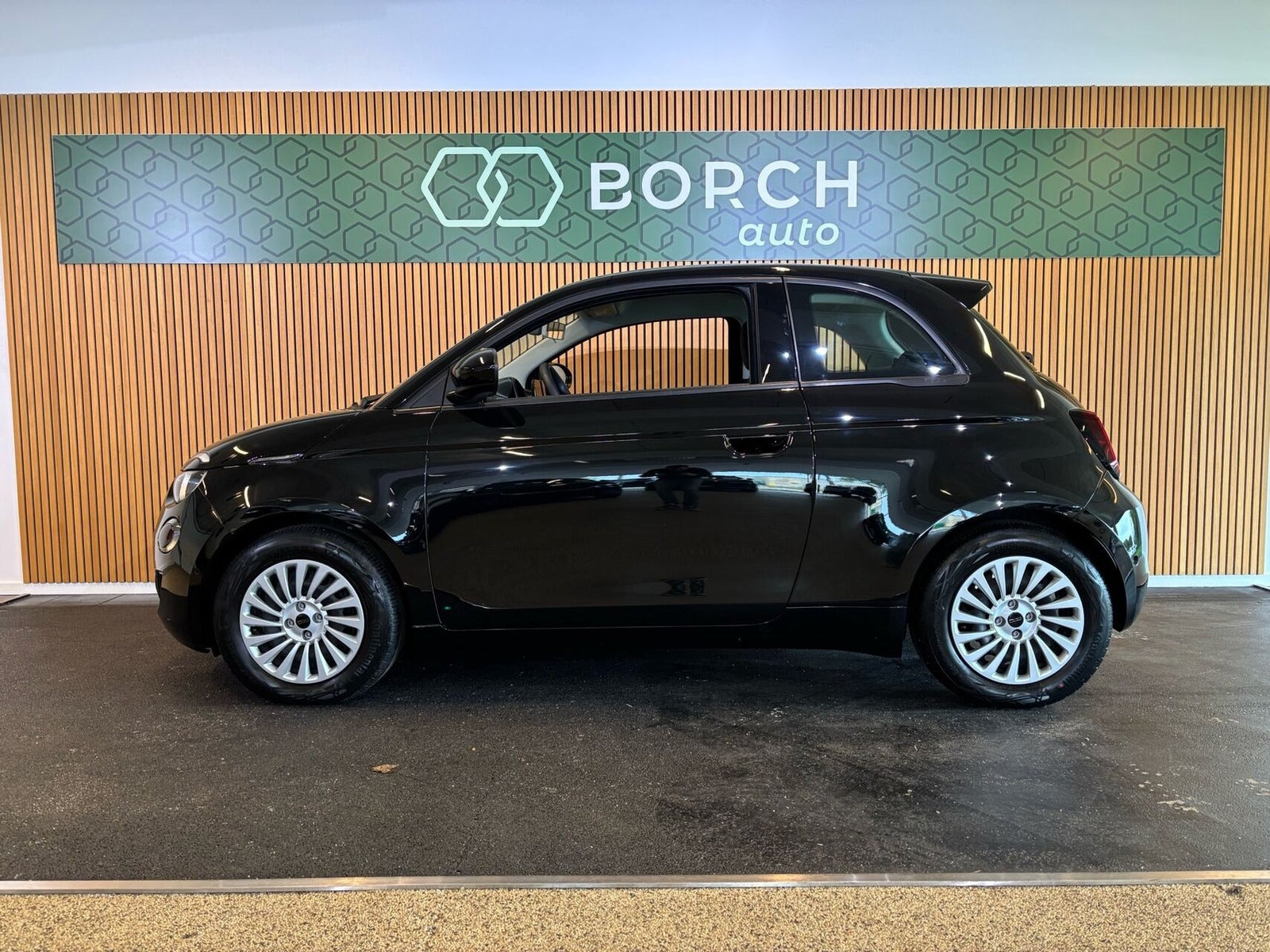 Sort Fiat 500e fra 2023