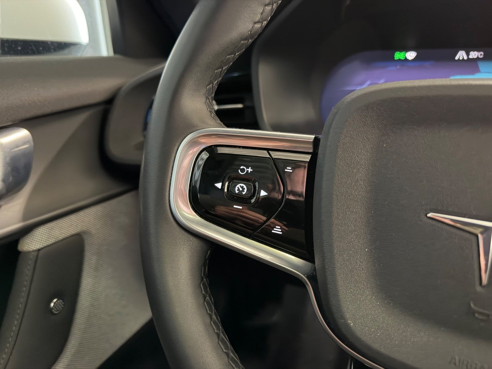 Hvid Polestar 2 fra 2022