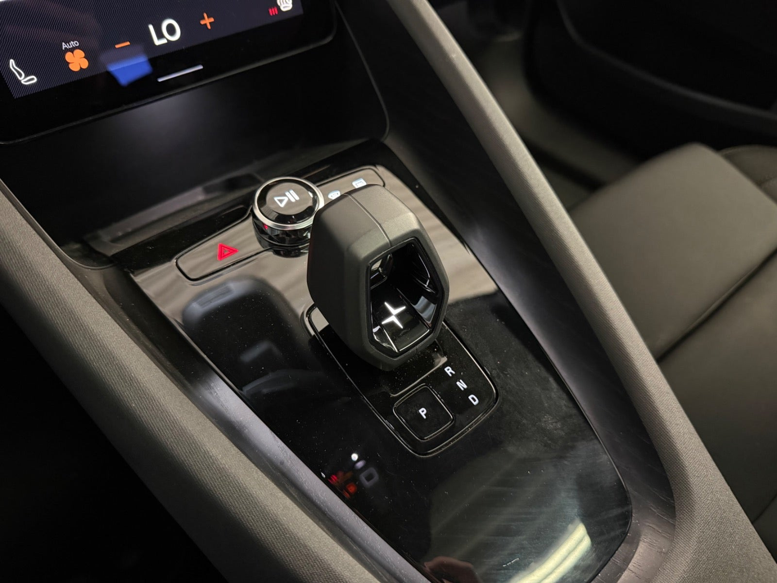 Hvid Polestar 2 fra 2022