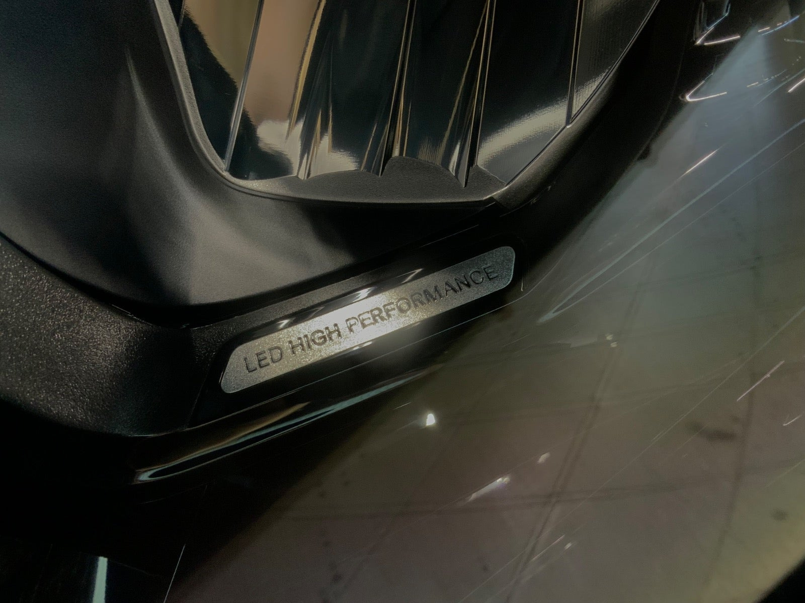 Sort Mercedes EQA250 fra 2021