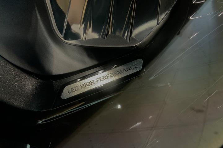 Sort Mercedes EQA250 fra 2021