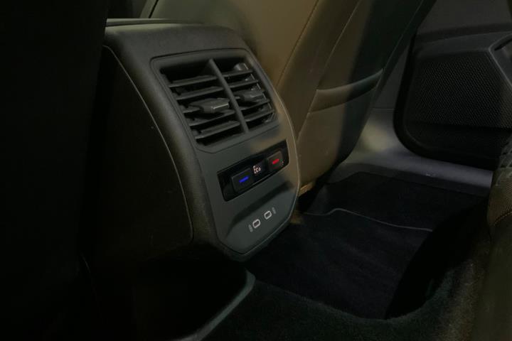 Hvid Seat Leon fra 2021