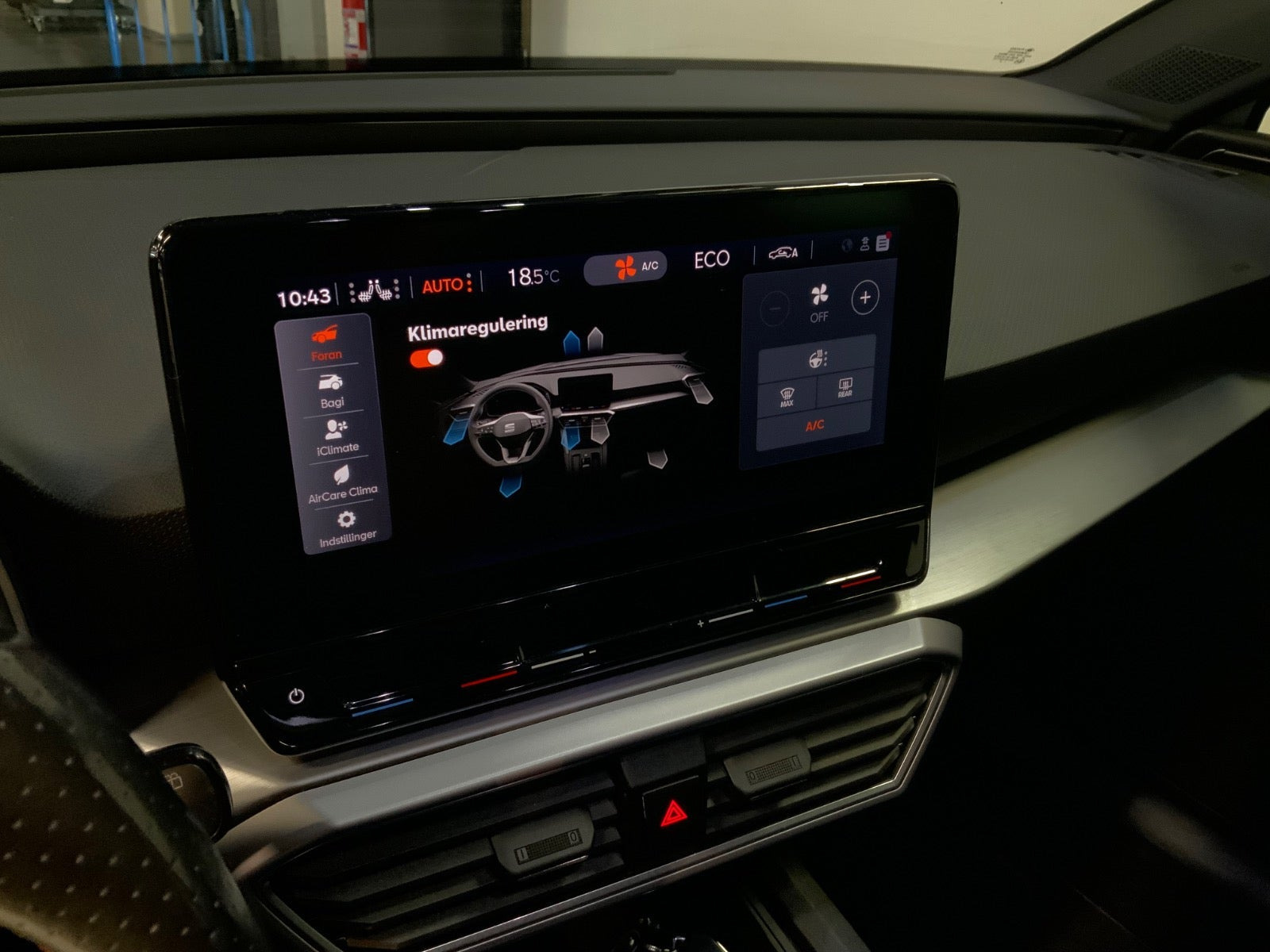 Hvid Seat Leon fra 2021
