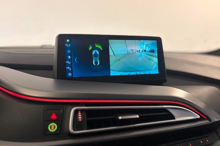 Grå BMW i8 fra 2019
