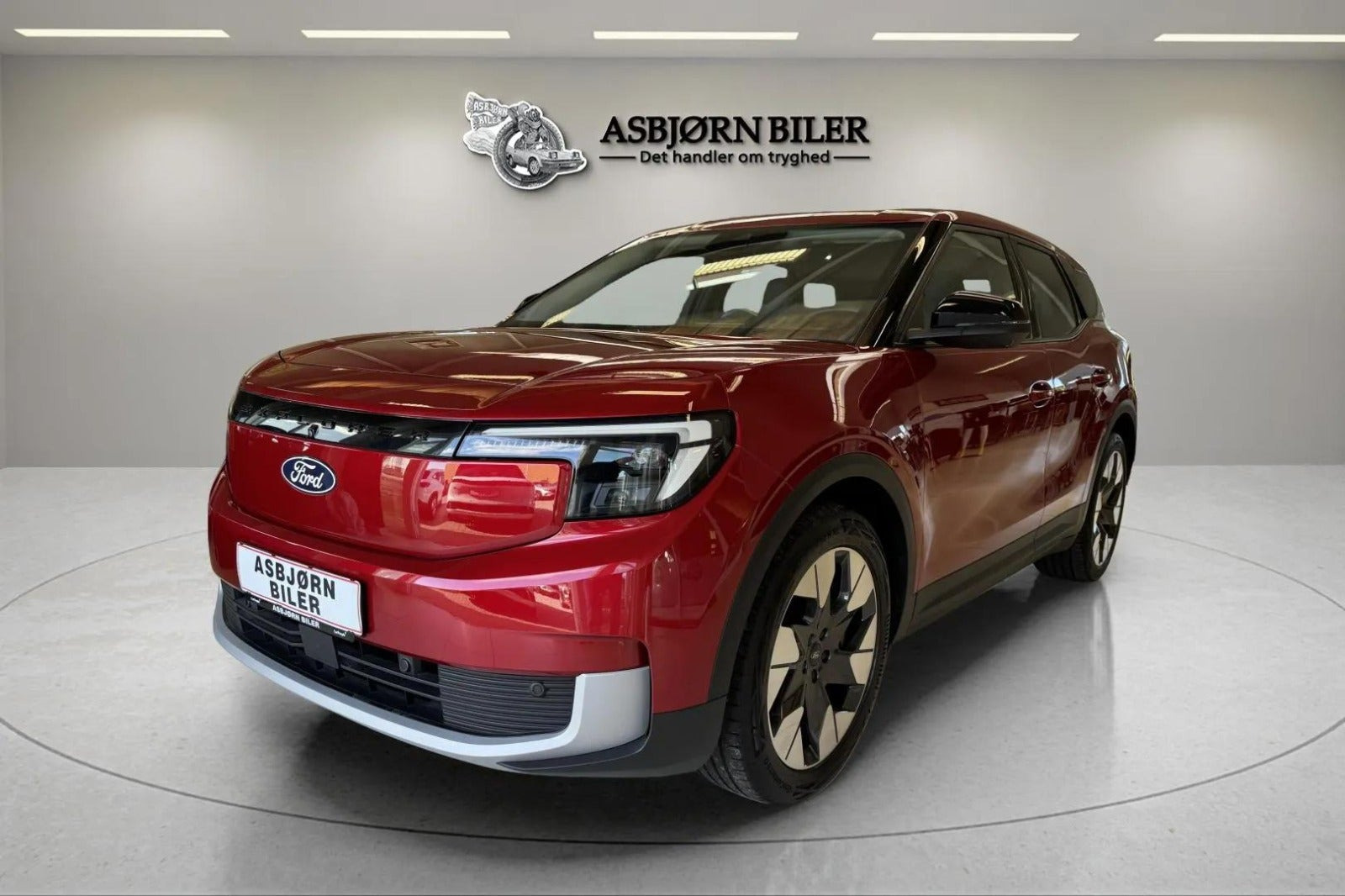 Ford Explorer 77 Premium Extended Range