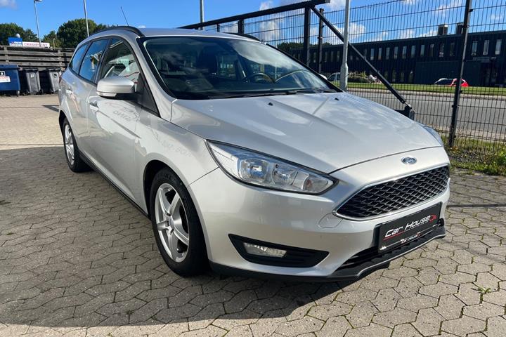 Sølv Ford Focus fra 2015