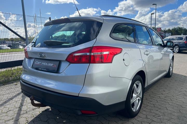 Sølv Ford Focus fra 2015