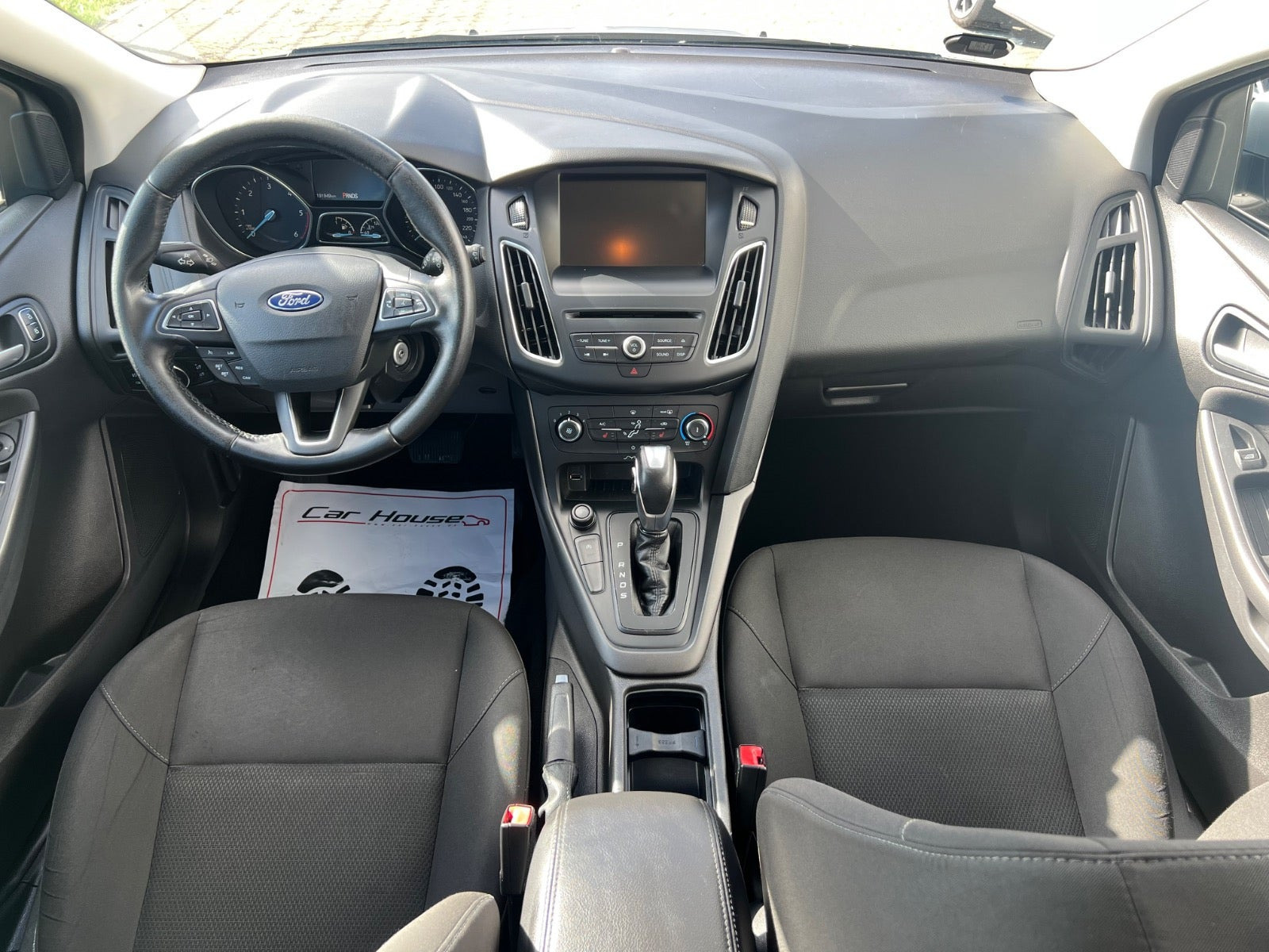 Sølv Ford Focus fra 2015