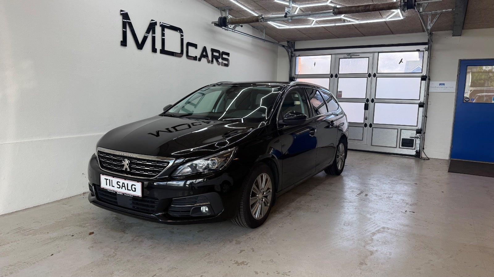 Peugeot 308 1,2 e-THP 130 Allure Sky SW