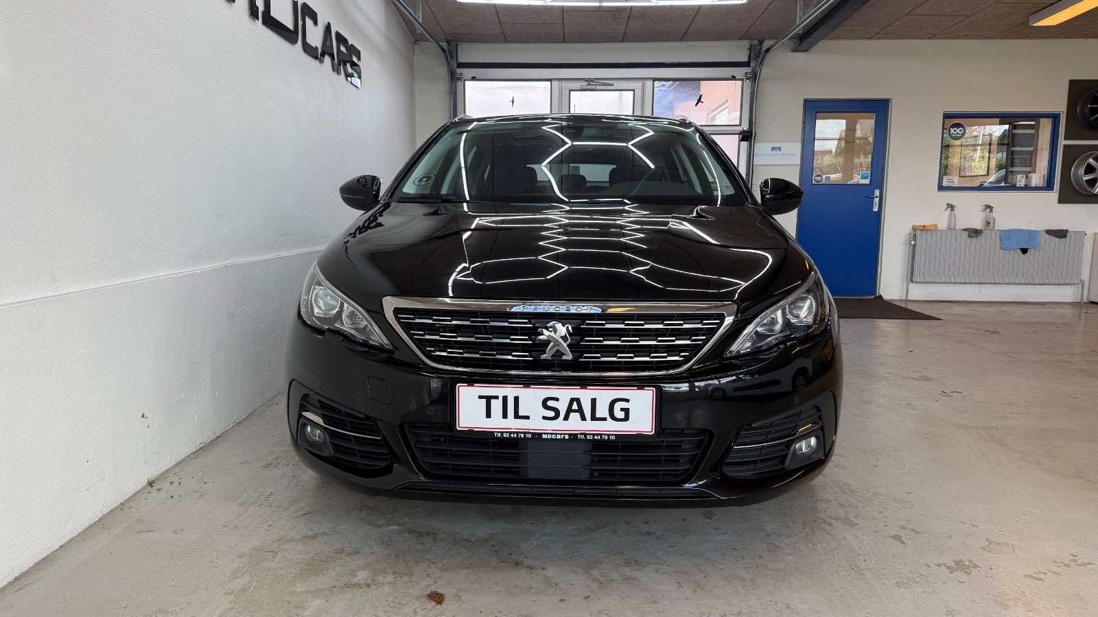 Sort Peugeot 308 fra 2017