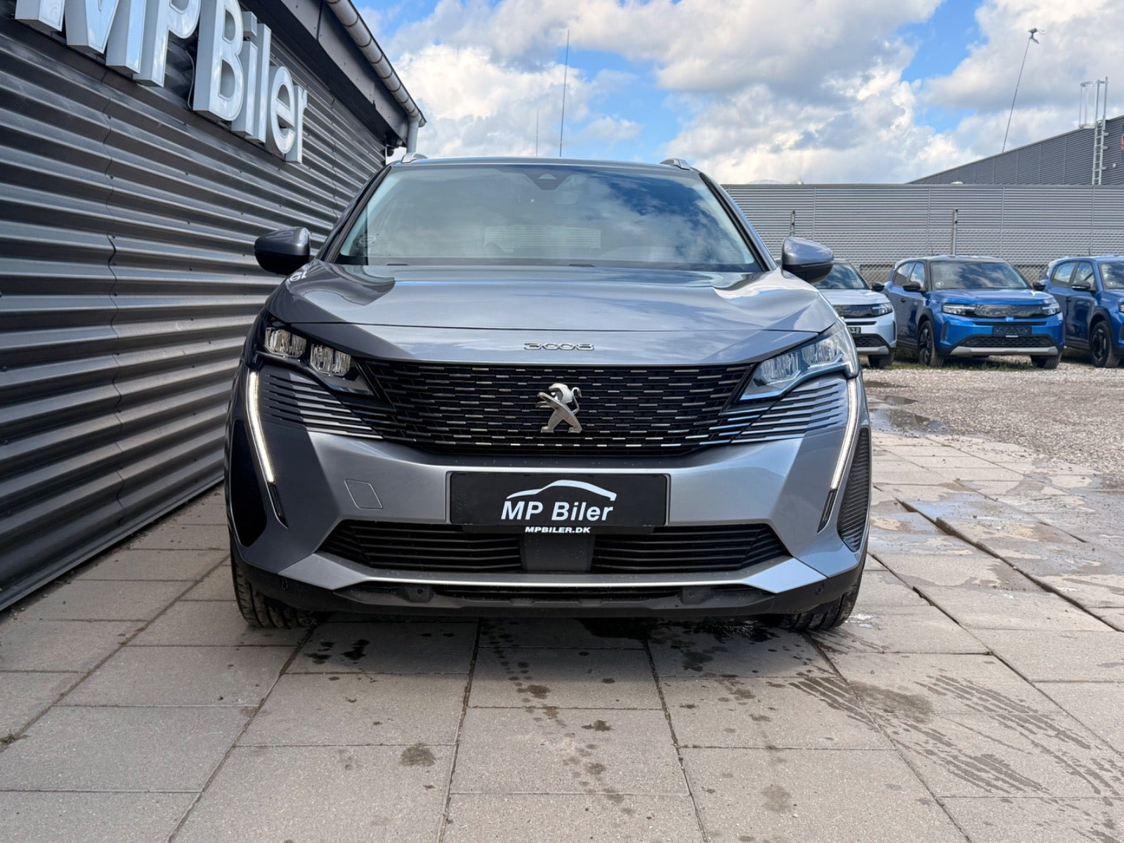 Sølv Peugeot 3008 fra 2022