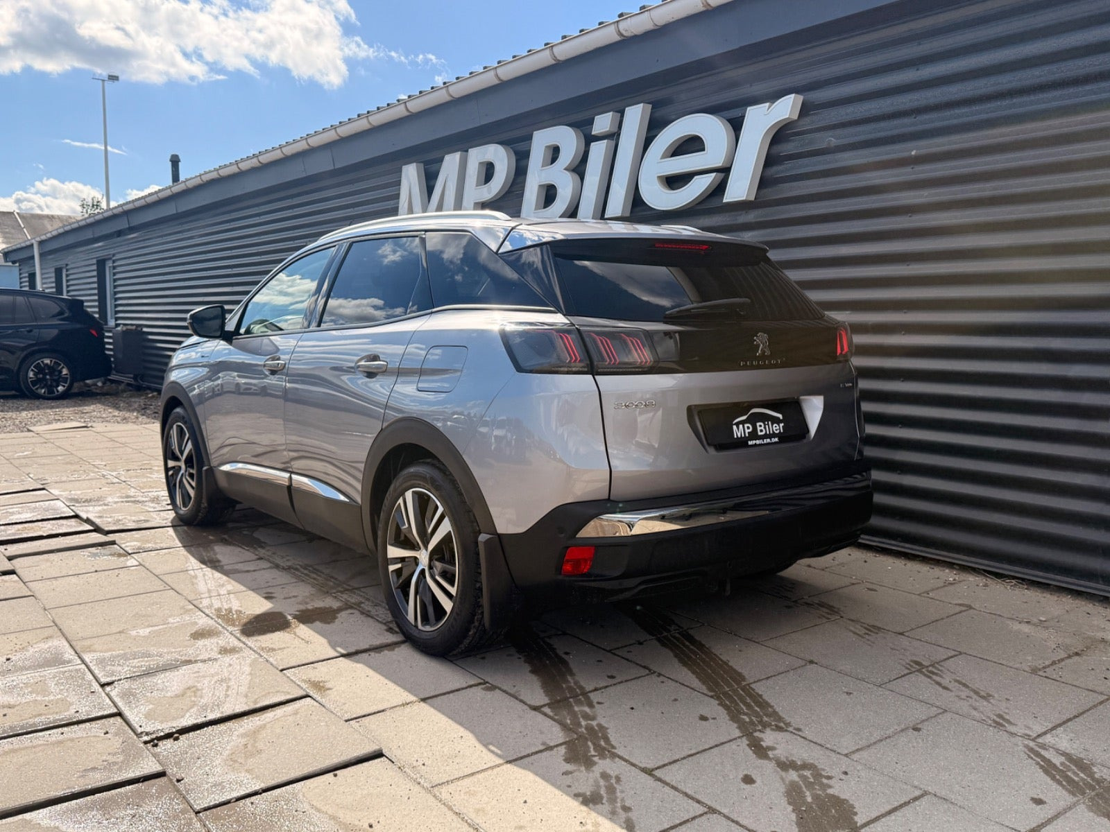 Sølv Peugeot 3008 fra 2022