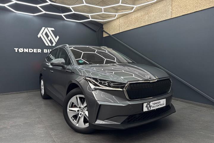Grå Skoda Enyaq fra 2022