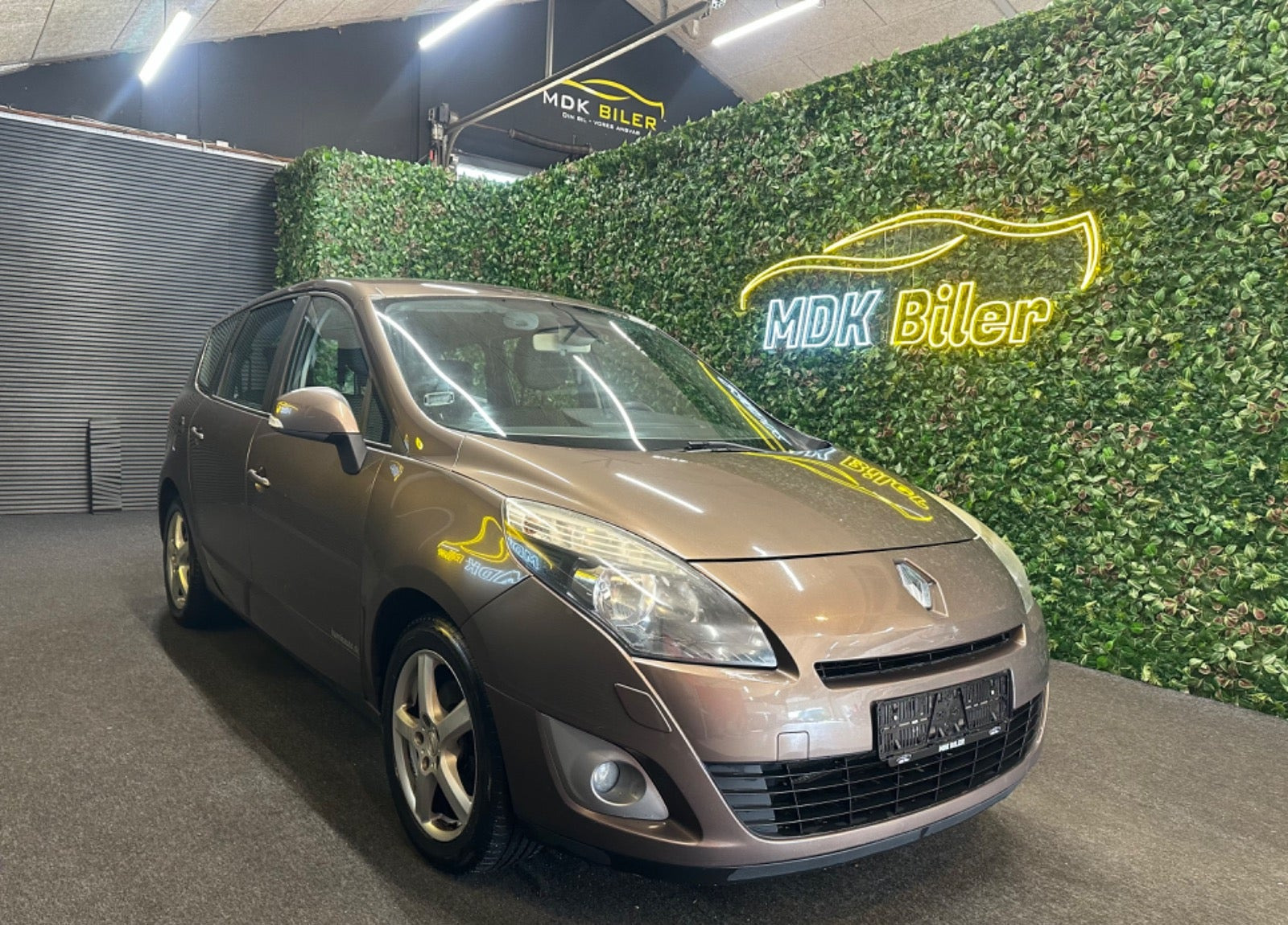 Renault Grand Scenic III 1,6 16V Authentique 7prs