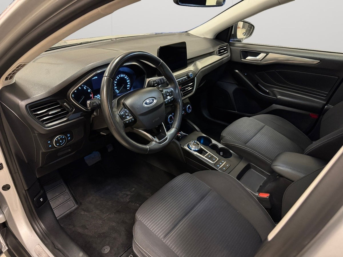 Sølv Ford Focus fra 2019