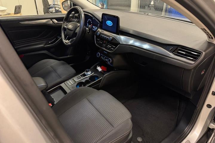 Sølv Ford Focus fra 2019